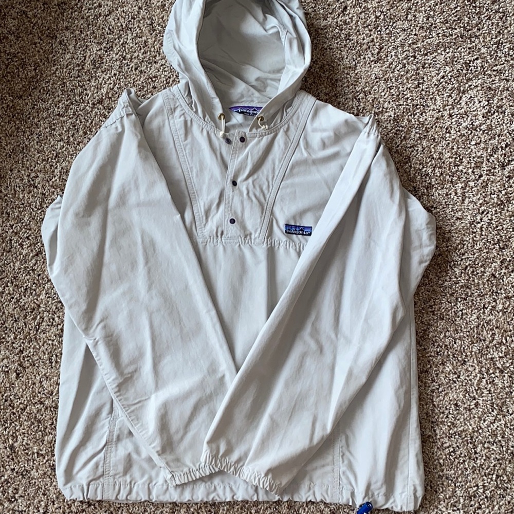 Patagonia light weight rain jacket